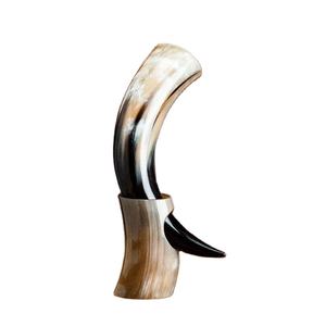 Cuerno para beber vikingo ecológico natural pulido con taza de cuerno de buey grabado de runas para eventos medievales y regalos al mejor precio - Product Image 2