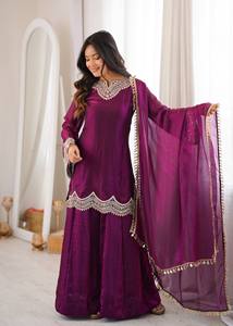 Nuevo Conjunto de Salwar Kameez de Seda con Bordado de Diseñador y Trabajo con Espejos Reales - Reversible, Sin Arrugas, para Fiestas, para Todas las Temporadas - Product Image 3