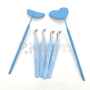 แหนบดัดขนตาปลายแหลม สแตนเลสอย่างดี สีฟ้าเคลือบผง  รับทำโลโก้ตามสั่ง - Product Image 1