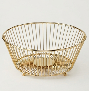 Corbeille à fruits en fil métallique doré, design élégant pour le rangement des fruits - Product Image 2