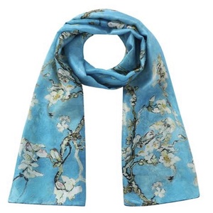 Écharpe d'été en soie et mousseline, logo personnalisé, longue, élégante, de créateur, légère, faite à la main, douce pour la peau, pour femme, autres foulards élégants - Product Image 4