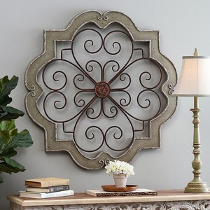 Arte de Pared Metálico Hecho a Mano con Diseño de Ondas y Detalles Esféricos - Decoración Moderna para el Hogar - Product Image 3