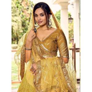 Increíbles Lentejuelas Amarillas Chinon Haldi Wear Lehenga Choli Con Dupatta - Product Image 3