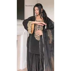 เปิดตัวผ้าแฟชั่นดีไซน์ใหม่ ผ้าปาลาซโซ ผ้าดูปาตตา ผ้าซาตินธรรมชาติ งานปักหนัก ประดับเลื่อม สำหรับงานปาร์ตี้ แบบสองด้าน - Product Image 1