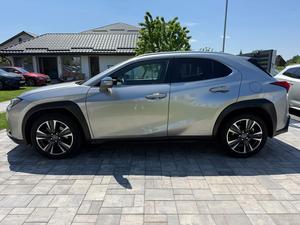 Lexus UX 250h Base Híbrido 4dr SUV 2022 - Product Image 2