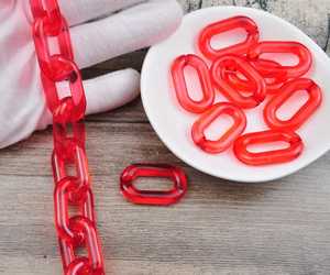 Collar de resina grande de estilo moderno con mezcla de colores, hecho a mano, punk, hueco, grueso, largo, para cumpleaños, cadena de pared, decoración del hogar. - Product Image 4