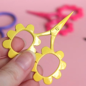 กรรไกรฟลาวเวอร์พาวเวอร์ 10 สี - Product Image 3