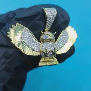 Colgante de Búho Volador Chapado en Oro de 18K con Moissanita y Plata 925, Corte Brillante Redondo, Joyería con Temática Animal Estilo Hip Hop para Unisex - Product Image 5