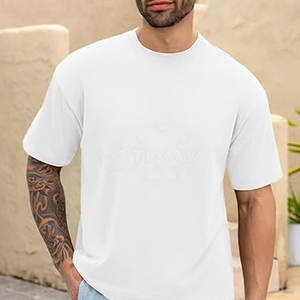 Camisa de hombre con hombros caídos, enfocada en la comodidad, transpirable, 100% algodón, para ropa urbana, estilo casual y comodidad durante todo el día. - Product Image 2