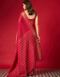 KV <b>Red</b> Silk Woven Checks Saree With Unstitched <b>Blouse</b> - Product Image 4