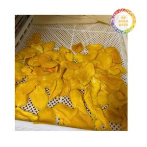 มะม่วงอบแห้งไร้สารเคมี ไร้สีสังเคราะห์ รสชาติธรรมชาติ เคี้ยวเพลิน ขนมขบเคี้ยวจากผลไม้  กระบวนการอบแห้งด้วยลม คุณภาพส่งออก ขนมมะม่วงเพื่อสุขภาพ - Product Image 3