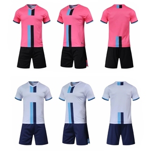Uniforme de Fútbol Personalizado, Equipación de Fútbol 100% Poliéster, Servicio OEM al por Mayor, Ropa de Equipo de Alta Calidad, Parte Delantera de Media Longitud - Product Image 4