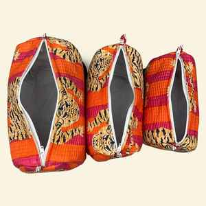 ชุดกระเป๋าเครื่องสำอางผ้าฝ้ายกันน้ำแบบพรีเมียม 3 ชิ้น ลายป่า พร้อมซิปแบบติดแน่น สำหรับเดินทาง - Product Image 3