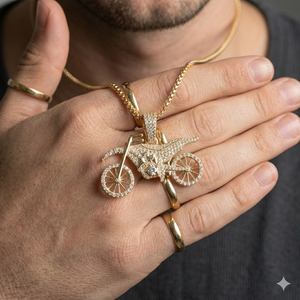 Pendentif Collier Personnalisé Plaqué Or 10K avec Diamant Moissanite, Style Moto, Tendance Hip Hop Motocross, pour Motard, Breloques - Product Image 4