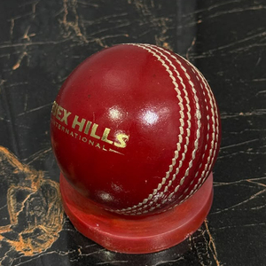 Pelotas de Cricket de Alta Calidad Estilo Kookaburra, de Cuero, 2 Piezas, para Entrenamiento Infantil, 113 g, Color Rojo |   Ibex Hills - Product Image 6