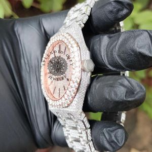 Montre de luxe en diamant avec bracelet en moissanite argentée, boîtier en cristal saphir, mouvement à quartz ETA, pour homme, 28 mm, fermoir déployant, étanche 10 m - Product Image 3