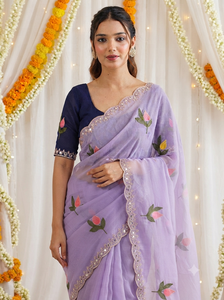 Sari de Seda Bordado con Flores Moradas Elegante de AARA Fashion para Mujer, Estilo Indio-Pakistaní, Largo hasta el Suelo, Corte Regular, para Bodas - Product Image 4