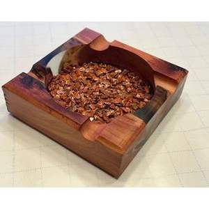 Cendrier rustique fait à la main, écologique, en bois et résine, décoration pour fumer, unique et élégant - Product Image 5