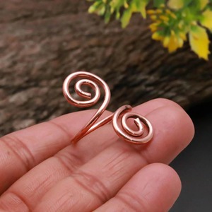 Bague en cuivre de qualité supérieure, aspect attrayant, bijou artisanal pour cadeau, fabriqué par des artisans, ajustement confortable et durable, idéal pour un cadeau. - Product Image 6