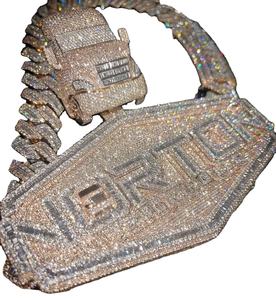 Colgante de Joyería para Niños, Estilo Hip Hop, con Incrustaciones de Moissanita, Plata de Ley 925, Cualquier Letra, Dos Tonos, Totalmente Incrustado - Product Image 1