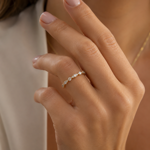 แหวนแต่งงานทองคำขาว 14K ประดับเพชรทรงกลมเพาะเลี้ยงแบบคลัสเตอร์ - Product Image 3