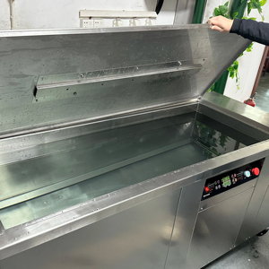 Machine de cuisson sous vide 500L de haute qualité pour cuisson lente à ultrasons, avec chauffage uniforme de toute la cuve, pour une meilleure saveur et une viande plus tendre. - Product Image 1