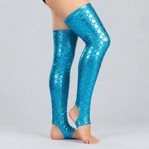 Collants collants mi-cuisses pour femmes, parfaits pour la pole dance, offrant une mobilité flexible, une adhérence sécurisée, un confort respirant et un style élégant. - Product Image 5