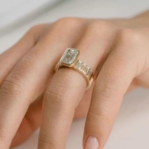 Gorgeous 2.01CT Emerald Cut Moissanite Solitaire <b>Ring</b> Half Eternity For Women 18K Solid Gold Party Surprise Gift For Lovers - Product Image 3