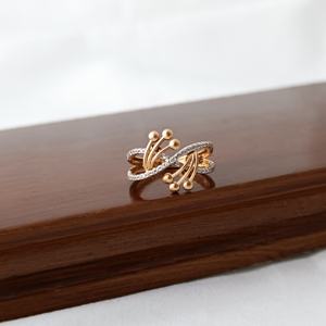 18ct Gold Cubic Zirconia Wave Twist Open <b>Ring</b> for Women Elegant Fashion <b>Statement</b> <b>Ring</b> Wedding Party Gift Fine Jewelry - Product Image 4