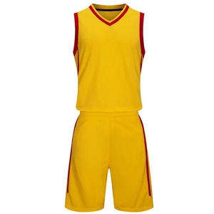 Maillot de basket-ball personnalisé avec nom d'équipe imprimé numériquement, col en V, bretelles réglables, rouge - Product Image 5