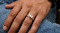 Bague Solitaire Bicolore Or Tendance Plaqué Rhodium 14K avec Diamant Certifié IGI Taille Brillant pour Homme Mariage Anniversaire Fête
