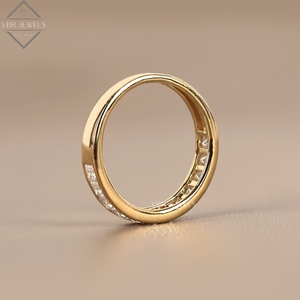 Bague de luxe en or jaune avec diamant taille princesse sertie en canal, bijoux de mariage et d'anniversaire pour femme, cadeau - Product Image 2