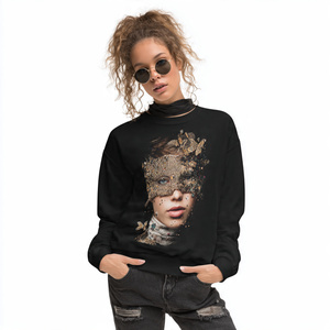 เสื้อสเวตเชิ้ตผู้หญิง แขนยาว คอวี ประดับคริสตัลเต็มตัว รุ่น Winter Street แบบสั่งทำพิเศษ - Product Image 4