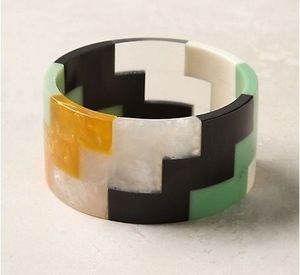 Bracelet jonc en résine écologique peint à la main, personnalisé, artistique, coloré, bijou de collection, fait main, art portable, géométrique - Product Image 2