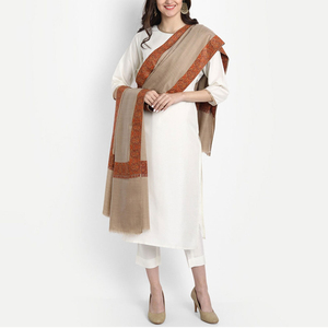 Chal Largo de Lana para Mujer de Alta Calidad, Color Personalizado, Diseño Moderno, Precio Bajo, Venta al Por Mayor, Nueva Temporada de Invierno - Product Image 5