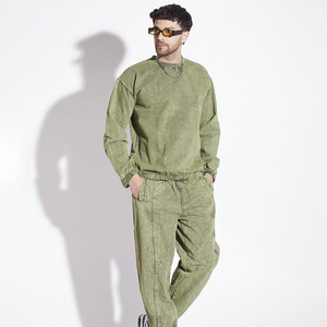 Ensemble de survêtements slim pour hommes tendance 2026, avec logo personnalisé imprimé, design délavé à l'acide, pour l'hiver, vente en gros - Product Image 1