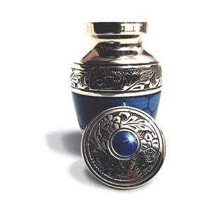 Antique Creations Luxe Urne funéraire en velours pour cendres humaines, en forme de cœur, avec entonnoir, magnifique, bleu foncé, en aluminium, gravée à la main avec motifs floraux - Product Image 5