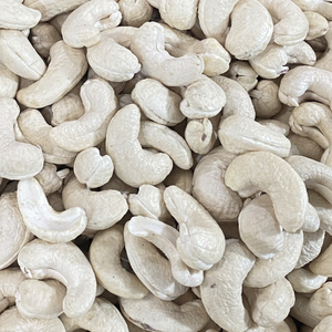 High Quality Raw Cashew <b>Nuts</b> W320 Vietnam Wholesale Exported to EU Middle East Asia From Santigo 24 Months Shelf Life - Product Image 1