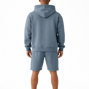 Conjunto de sudadera con capucha y pantalones cortos de algodón premium para hombre, diseñado para la comodidad diaria y atuendos casuales con estilo para la moda moderna. - Product Image 2