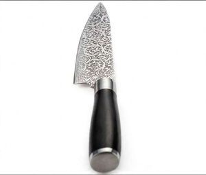 Utensilio de cocina de acero grabado con patrón floral hecho a mano y personalizado, mango de madera de ébano negro. - Product Image 2
