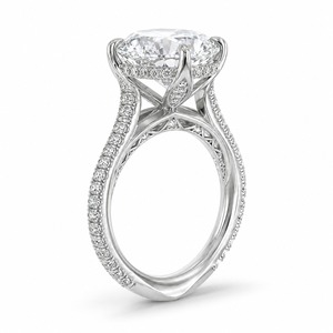 Bague de fiançailles et de mariage en argent 925 avec diamant de laboratoire rond brillant, halo caché et pavé cathédrale - Product Image 3