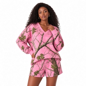 Ensemble 2 pièces décontracté pour femme : Sweat-shirt col en V et short imprimé camouflage rouge, manches longues, coupe ample - Product Image 4