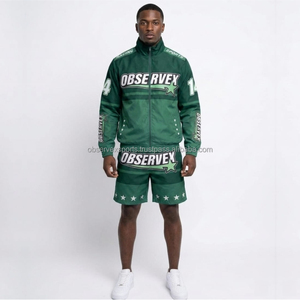 Conjunto Cortavientos Deportivo Personalizado: Chaqueta y Pantalones Cortos Ligeros de Nylon para Hombre, Estilo Urbano - Product Image 1