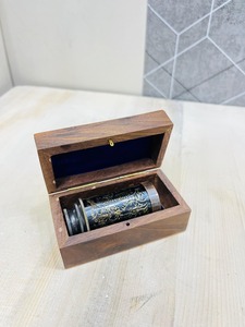 Telescopios Negros de Latón Antiguo con Caja de Madera de Estilo Antiguo, Telescopios Hechos a Mano en Venta por Exportadores - Product Image 3