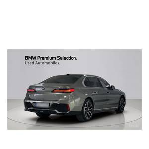 BMW Série 7 740i SDrive M Sport 2023 avec boîte de vitesses automatique, 41 335 km, conduite à gauche - Product Image 2