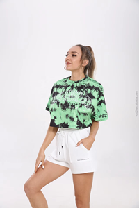 เสื้อกล้ามผู้หญิงสีขาวสไตล์เซ็กซี่ Y2K เป็นมิตรกับสิ่งแวดล้อม ทรงหลวม แขนสั้น ผ้าฝ้าย - Product Image 3