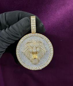 Colgante de Lujo con Cabeza de León Bañado en Oro y Plata de Ley, con Moissanita VVS de 12 Quilates, Joyería Hip Hop de Impacto - Product Image 3