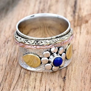 Anillo giratorio de lapislázuli, filigrana de Plata de Ley 925, anillo de diseñador texturizado de dos tonos extra ancho, regalo para ella - Product Image 6