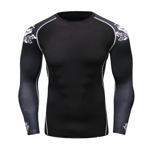 Nouveaux modèles de rashguards pour hommes, couleur personnalisée, matière spandex polyester, rashguards en vente en taille adulte, rashguards tendance. - Product Image 1