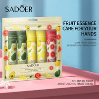 Crème pour les mains SADOER aux extraits de plantes, fruits et fleurs, hydratante et éclaircissante, à la cerise, à la rose, au miel, au lait de chèvre et à la bave d'escargot, en coffret.